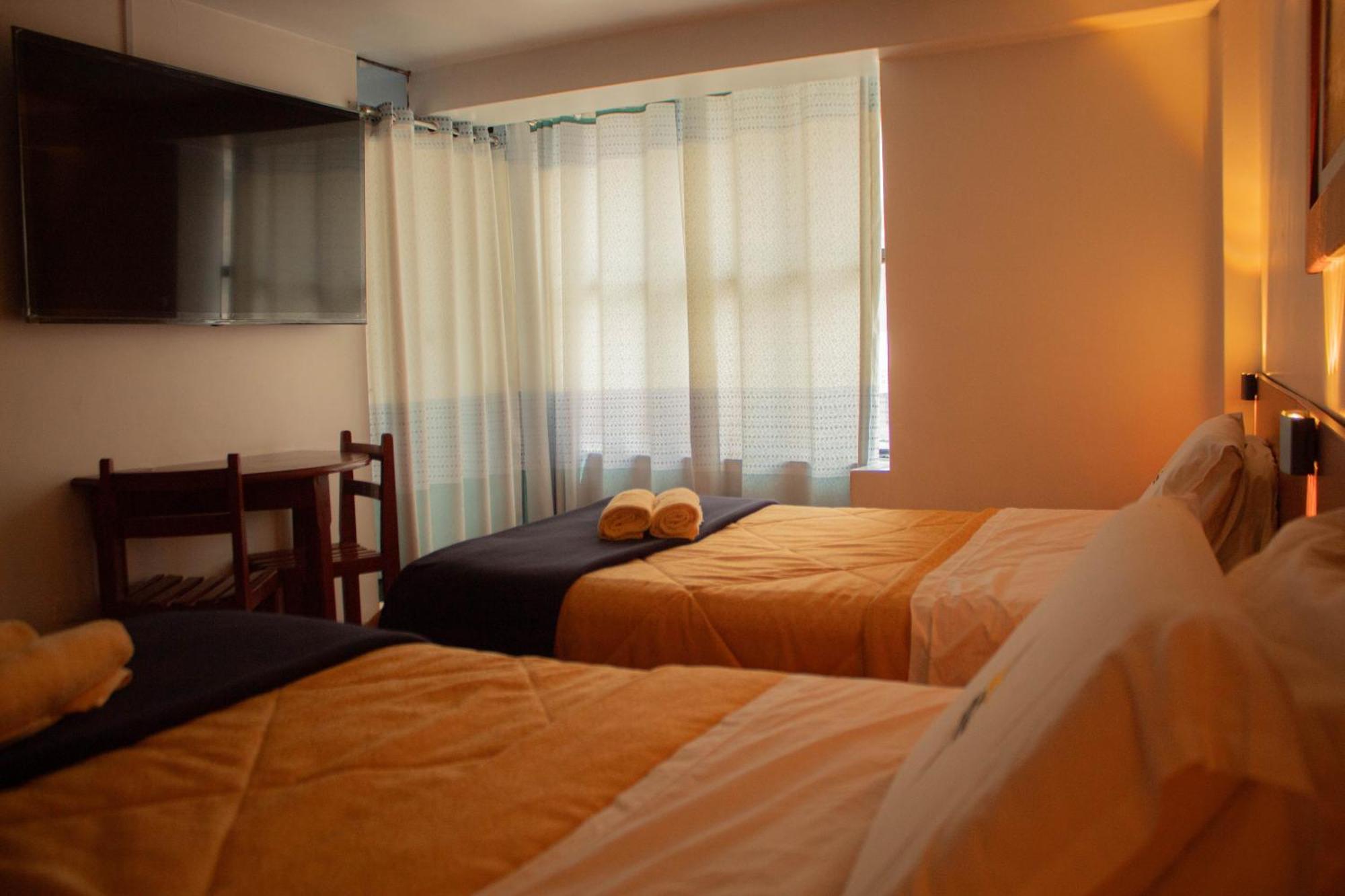 Hotel Valery 2 Estrellas Huaraz  Bagian luar foto