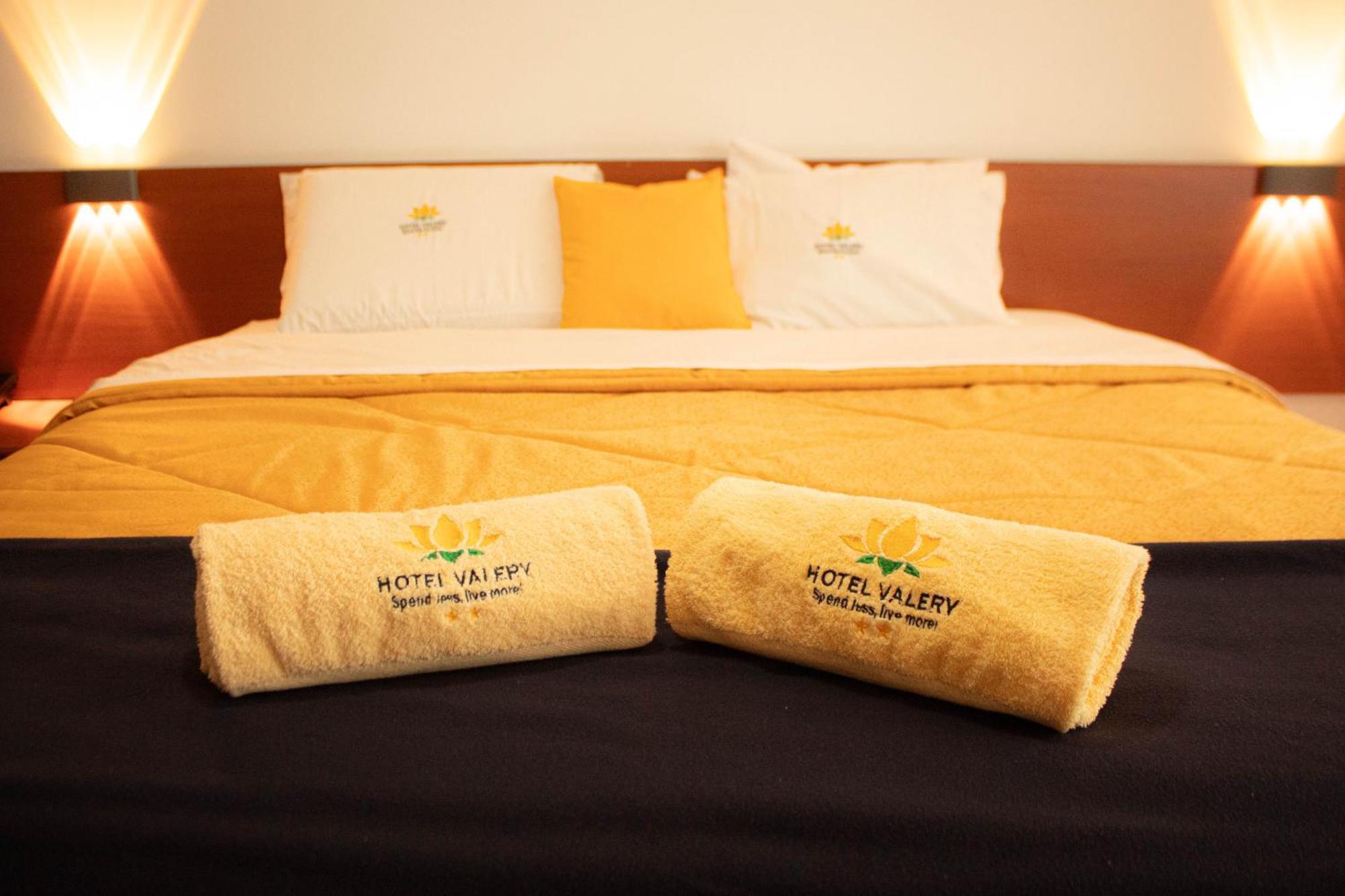 Hotel Valery 2 Estrellas Huaraz  Bagian luar foto