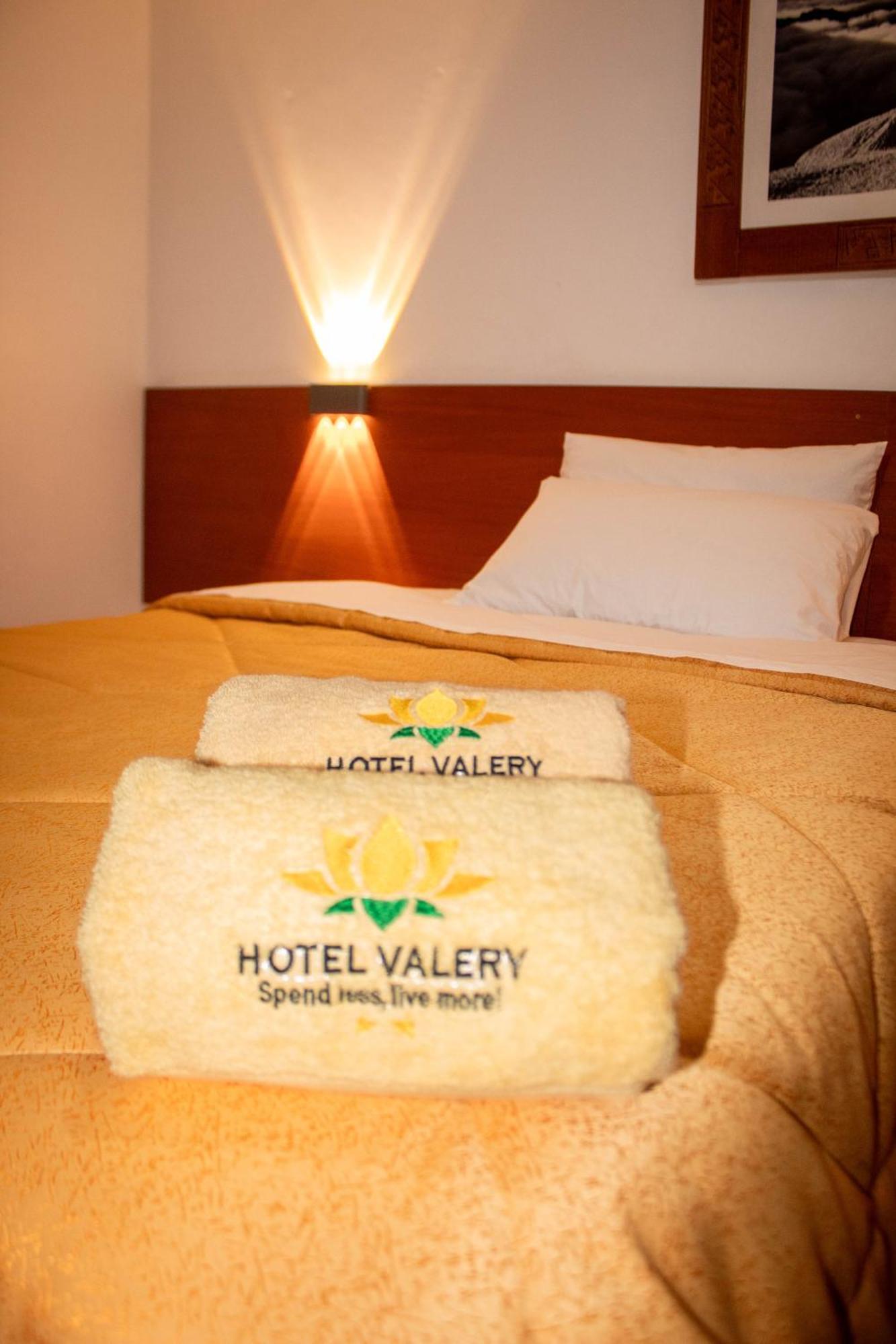 Hotel Valery 2 Estrellas Huaraz  Bagian luar foto
